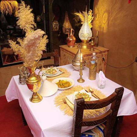 Nizar Luxury Tent 梅尔祖卡 外观 照片
