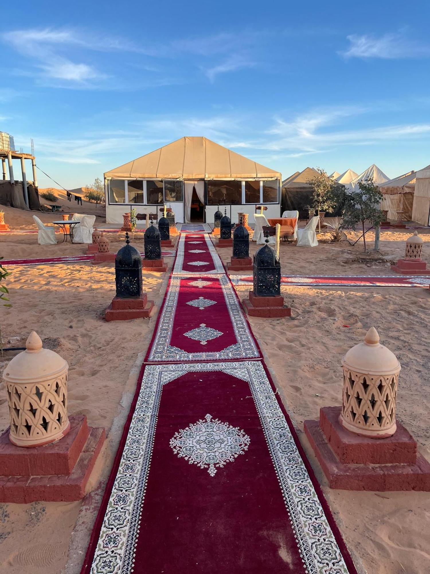 Nizar Luxury Tent 梅尔祖卡 外观 照片