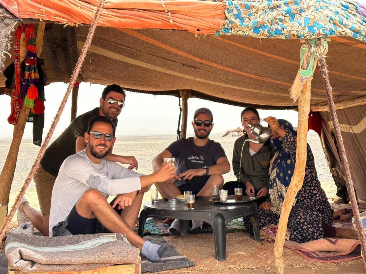 Nizar Luxury Tent 梅尔祖卡 外观 照片